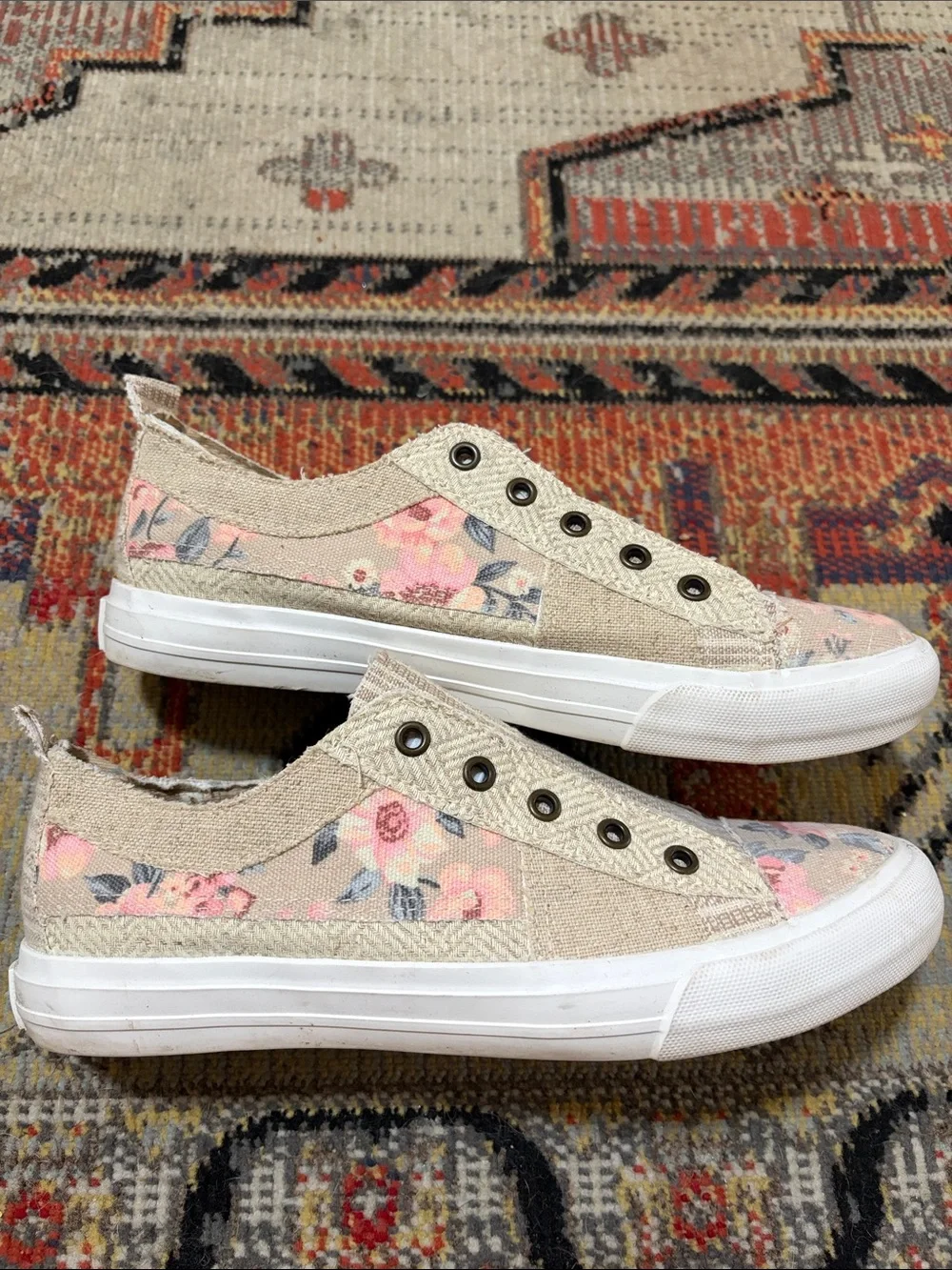 Gypsy Jazz Beige Slip-On Floral Canvas Sneakers